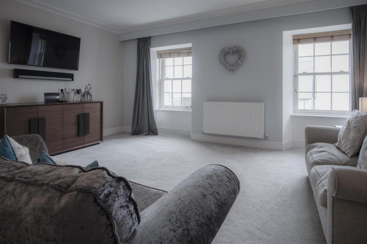 Upper Deck - 2 Bedroom - * Saundersfoot