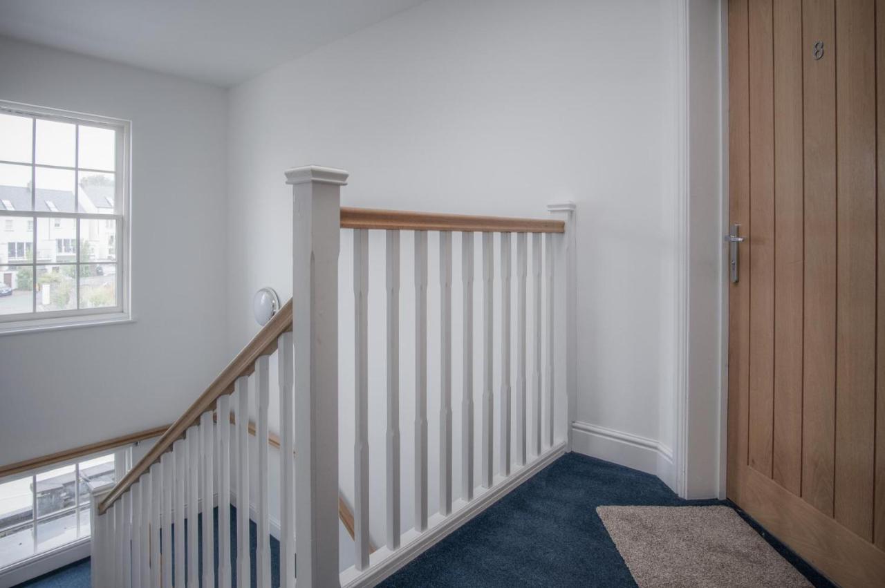 Upper Deck - 2 Bedroom - *