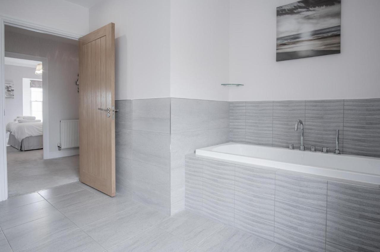 Upper Deck - 2 Bedroom - * Saundersfoot